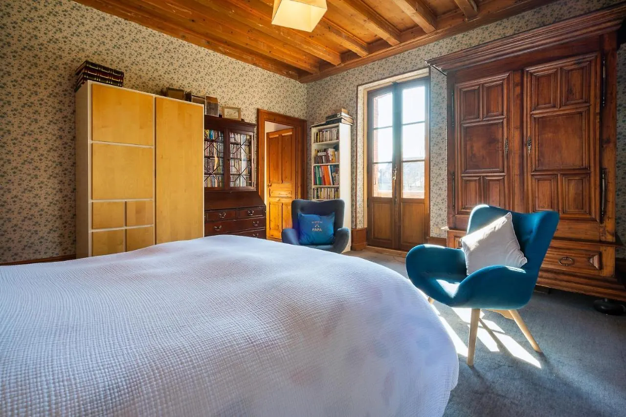Cabana & Le Clos Don Jean Menthon-Saint-Bernard 0*,  France